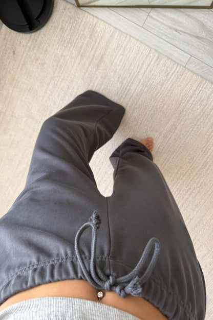 Casual pants for women with elastic waistband and drawstring Chic und Stil