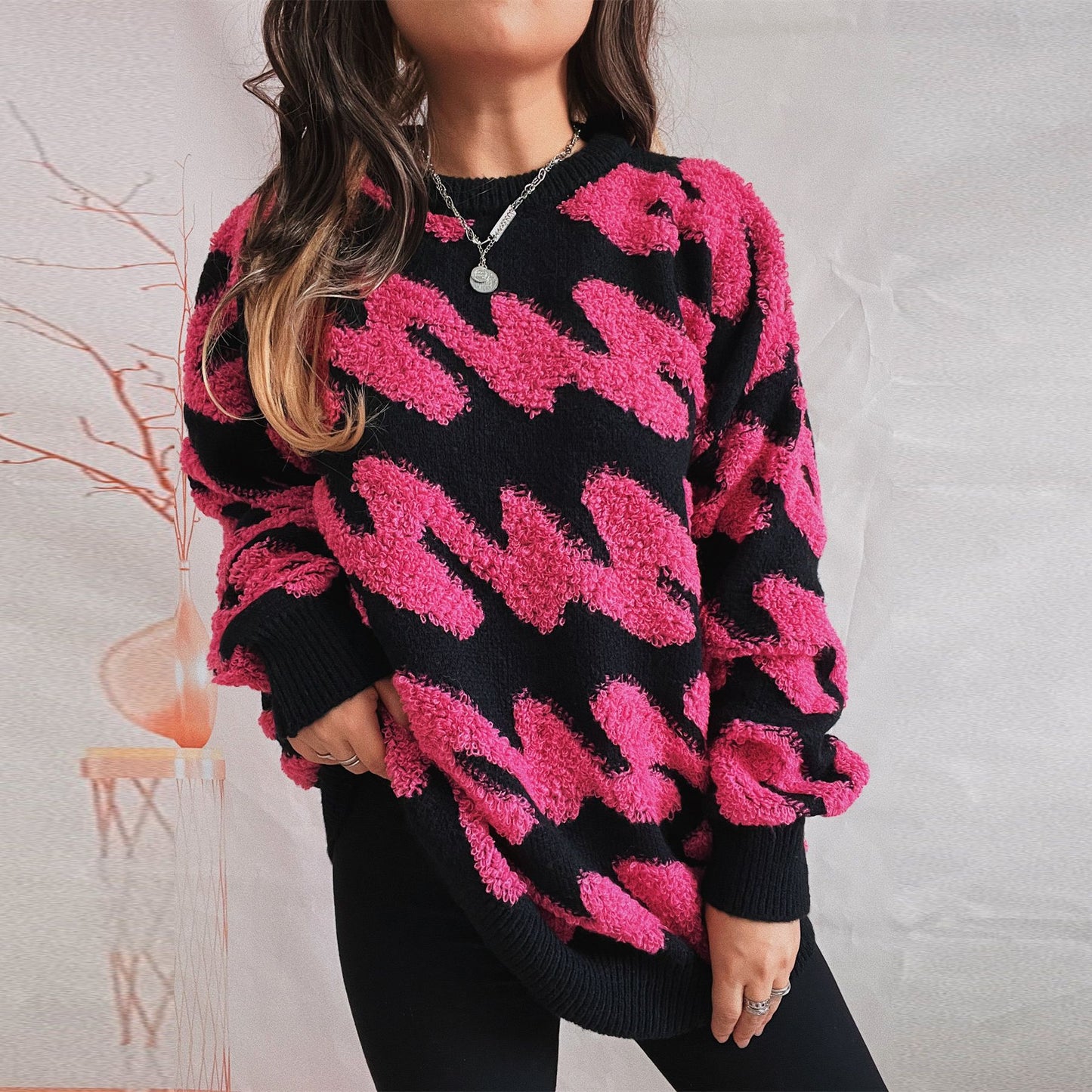 Pull femme en sweat à texture grossière avec motifs contrastés Chic und Stil