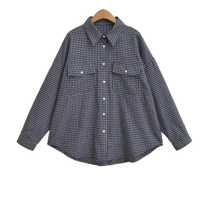 Chemisier à carreaux pour femmes avec poches poitrine doubles et col classique Chic und Stil