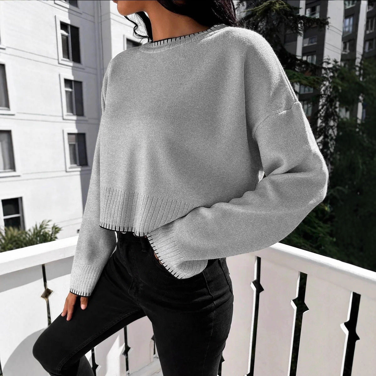 Pull cropped décontracté pour femmes avec tricot fin à côtes Chic und Still