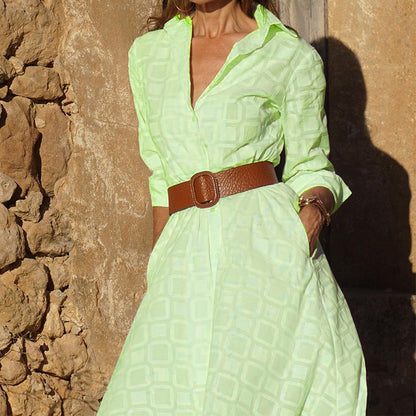 Robe chemise pour femmes au design moderne avec poches latérales pratiques Chic und Stil
