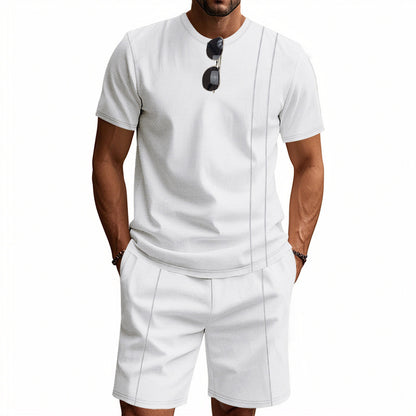 Ensemble pour hommes à manches courtes et shorts en matériau respirant Chic und Stil