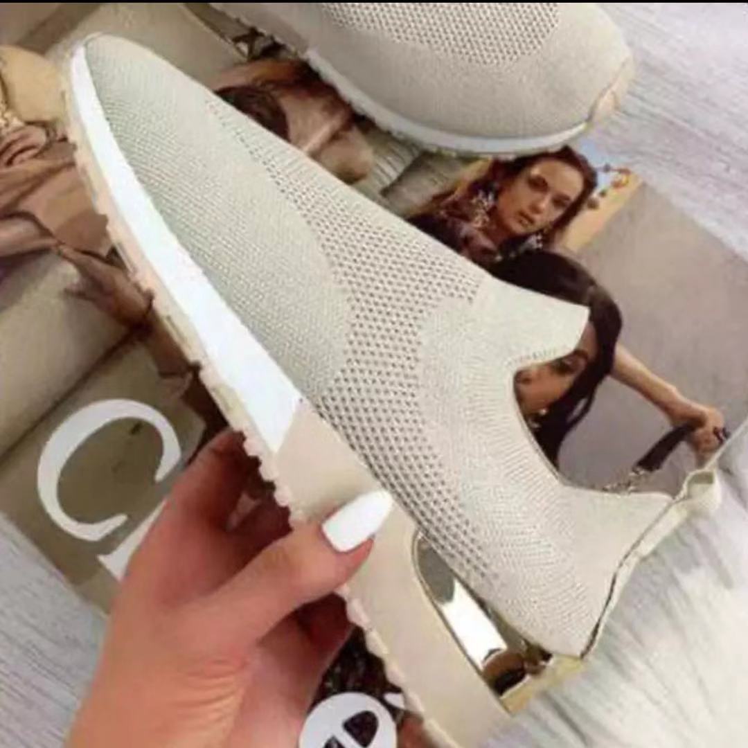 Dames Breatheable Slip-On Sneakers avec dessus en tricot flexible Chic und Stil
