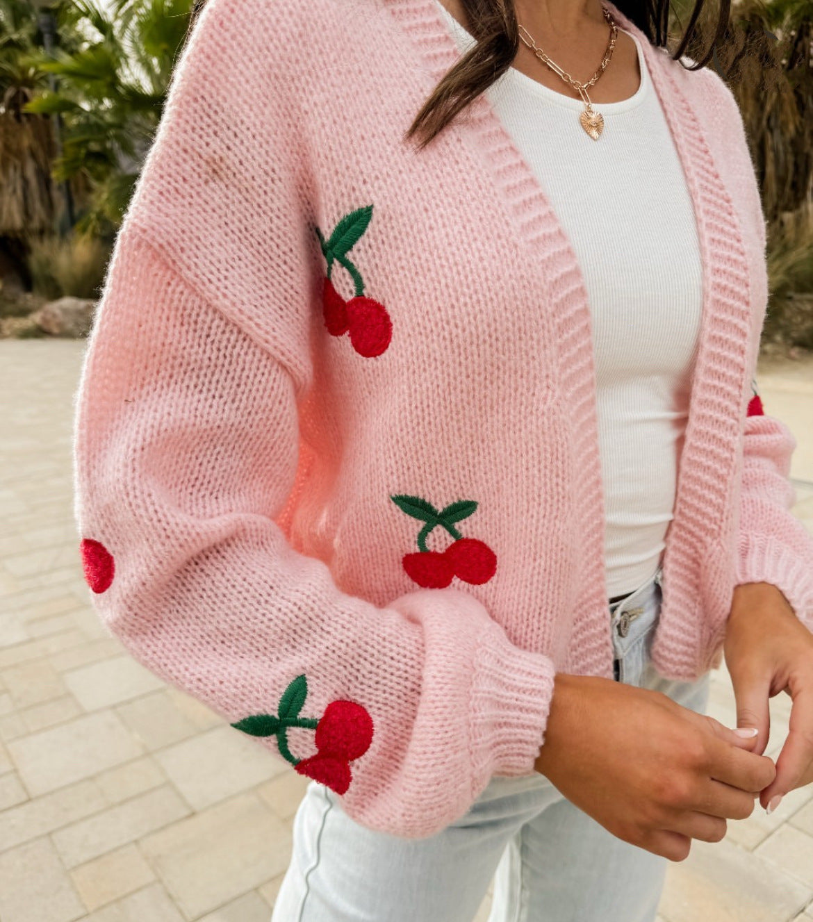 Dames Grand Cardigan avec motif cerise ludique Chic und Stil