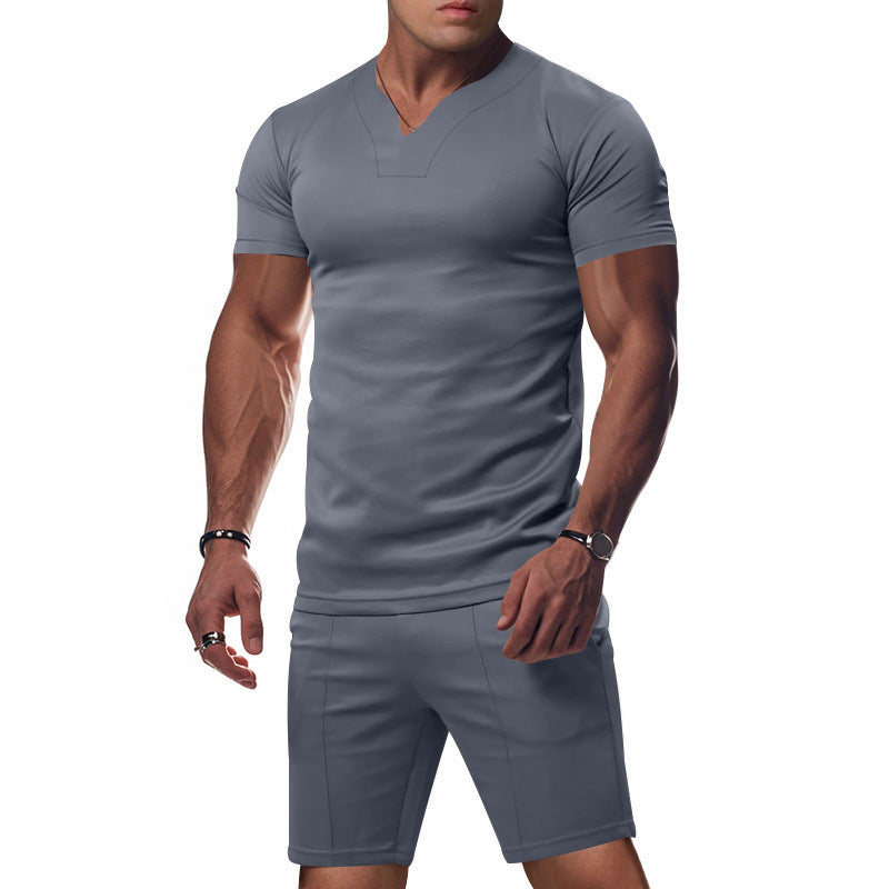 T-shirt sportif pour hommes à col en V avec coupe ajustée Chic und Stil