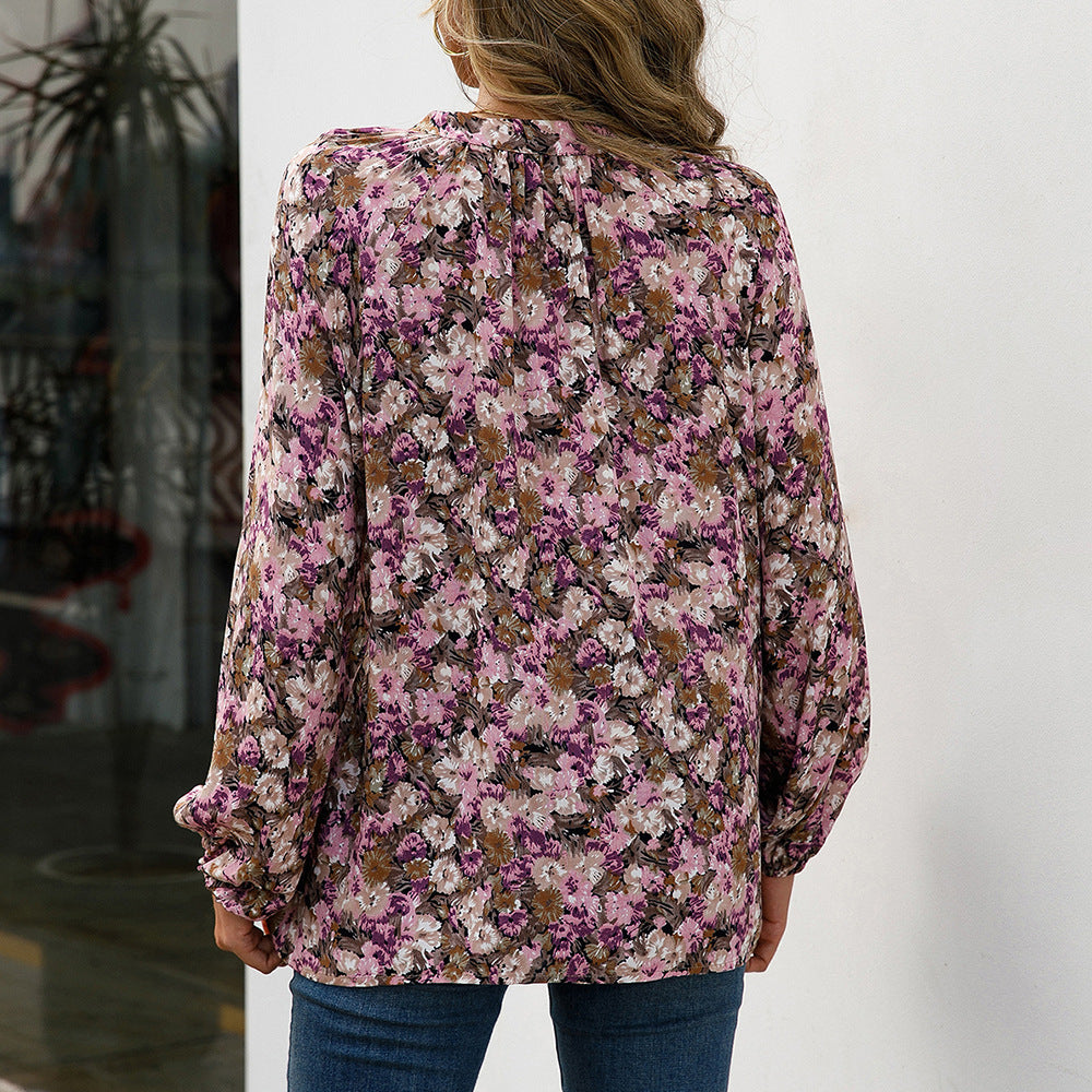 Chemisier décontracté pour femmes avec motifs floraux et détails élégants en volants Chic und Stil