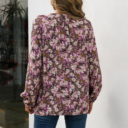 Chemisier décontracté pour femmes avec motifs floraux et détails élégants en volants Chic und Stil