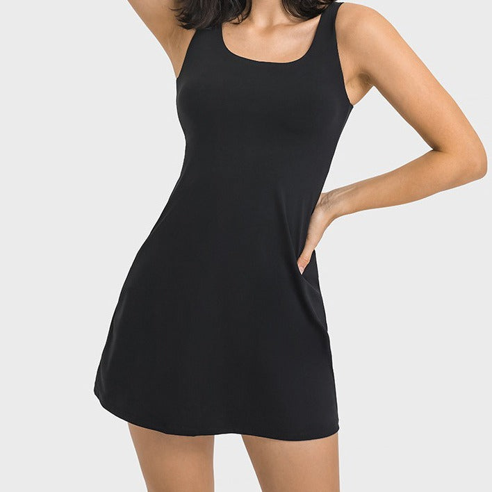 Robe de loisirs pour dames avec décolleté rond profond et silhouette évasée Chic und Stil