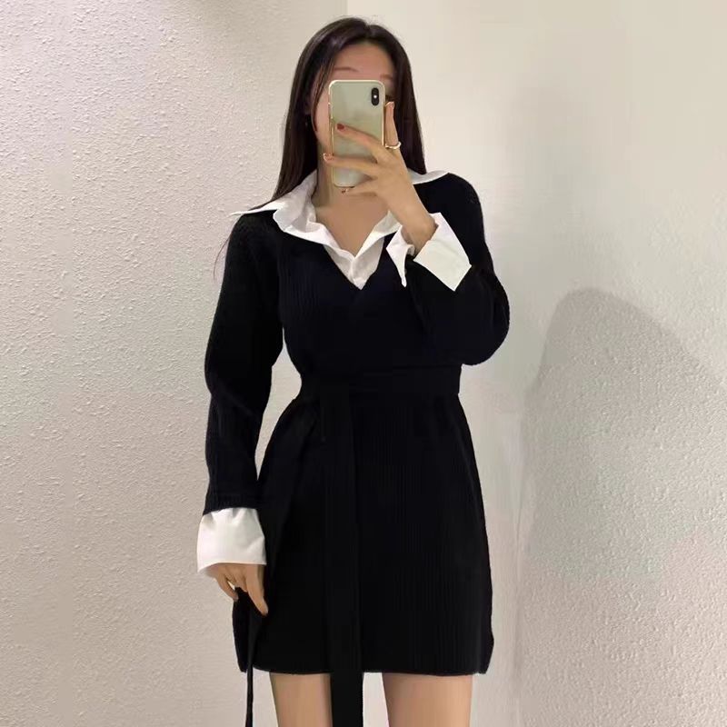 Robe en tricot élégante pour femmes avec ceinture cintrée et col original Chic und Stil