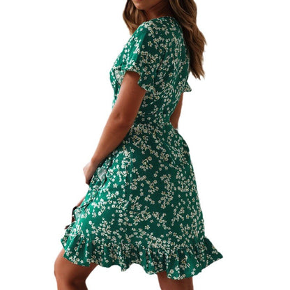 Dames Robe portefeuille à fleurs avec volants Chic und Stil