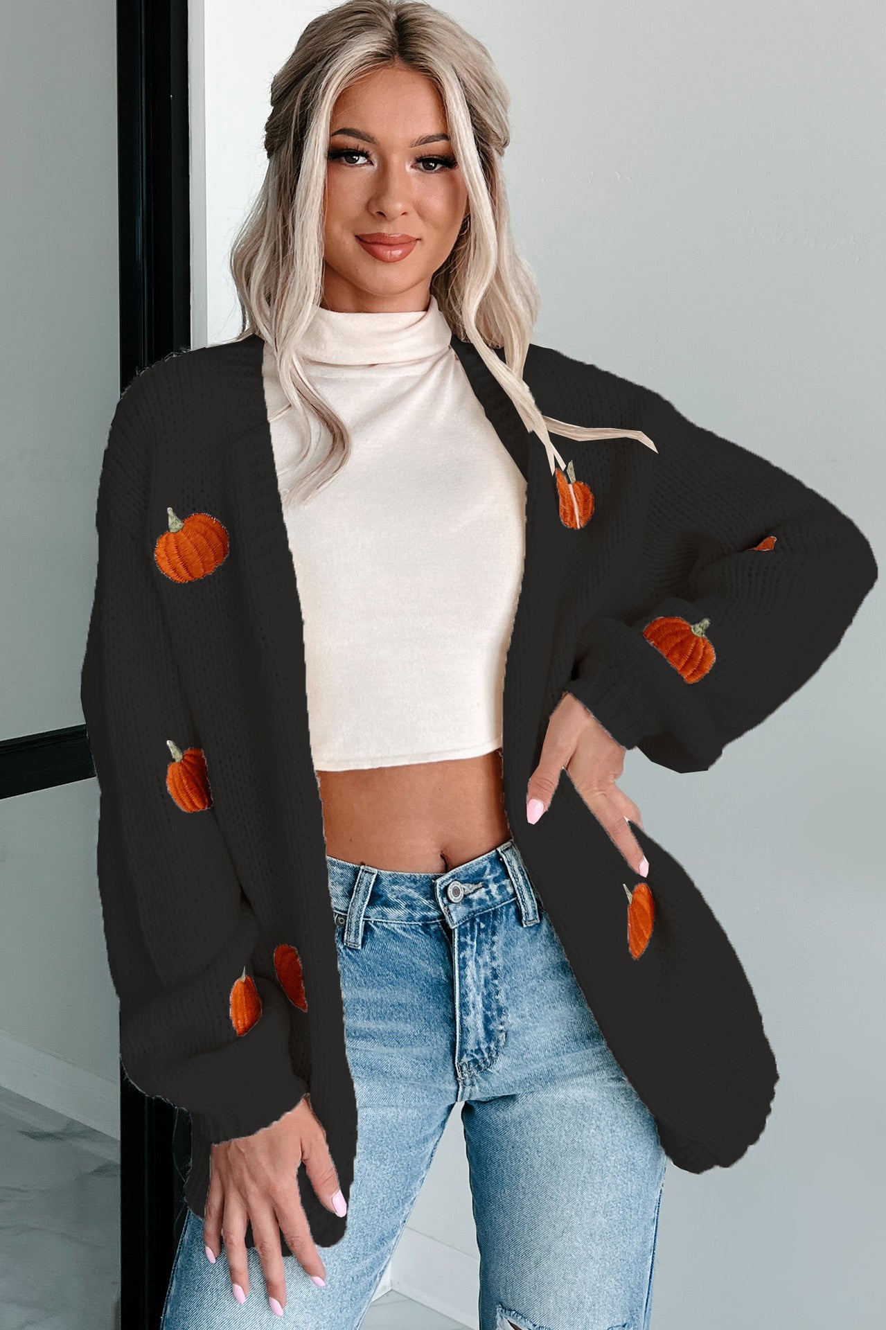 Dame cardigan avec broderie de citrouille automnale Chic und Stil