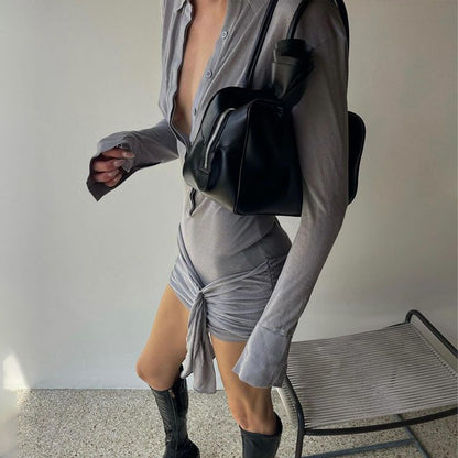 Robe chemise pour femmes avec lacets latéraux et manches longues Chic und Stil