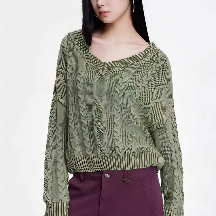 Pull en gros tricot confortable pour dames avec décolleté en V et design en torsades Chic und Stil