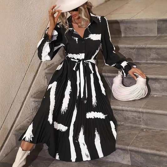 Robe chemise à manches longues pour femmes avec des détails plissés Chic und Stil
