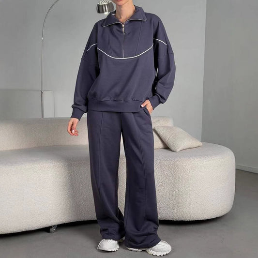 Casual women's set with modern zipper and wide pants Chic and Style