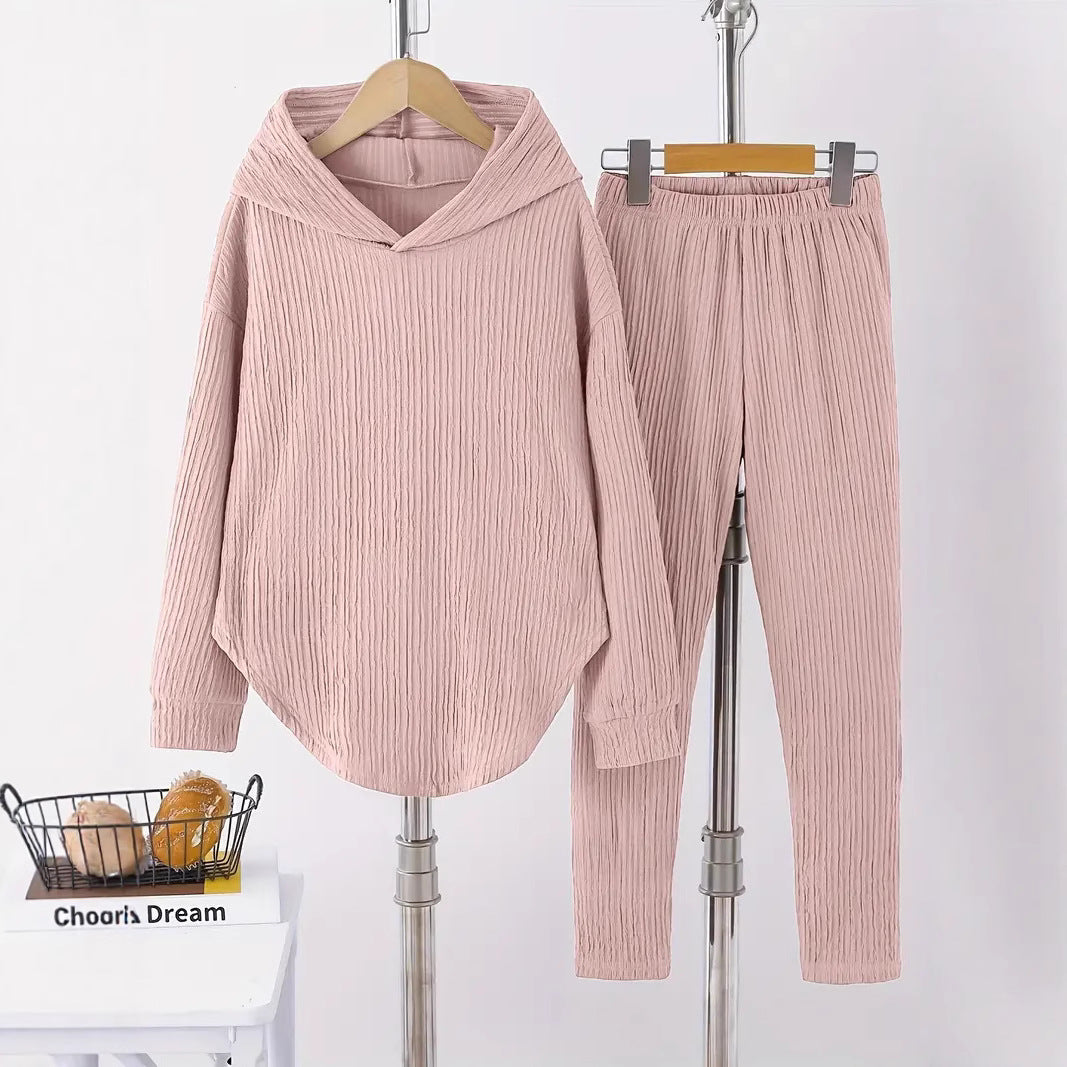 Chic and Style textured design casual sweatshirt and pants set for women