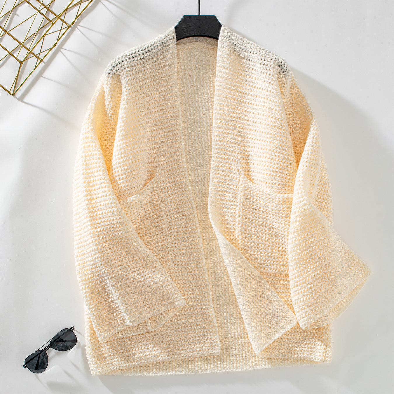 Veste en tricot aérienne pour femmes avec grandes poches et manches ouvertes Chic und Stil