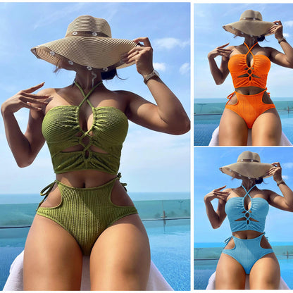 Haut de bikini pour dames avec un design découpé raffiné et une taille haute Chic und Stil