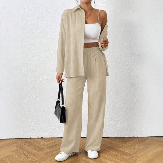 Casual women's set with fitted top and loose pants Chic and Style