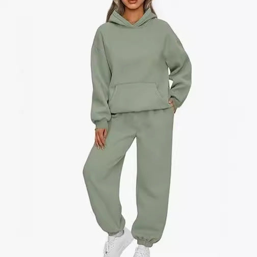Chic and Style comfortable women's hoodie and jogger pants set
