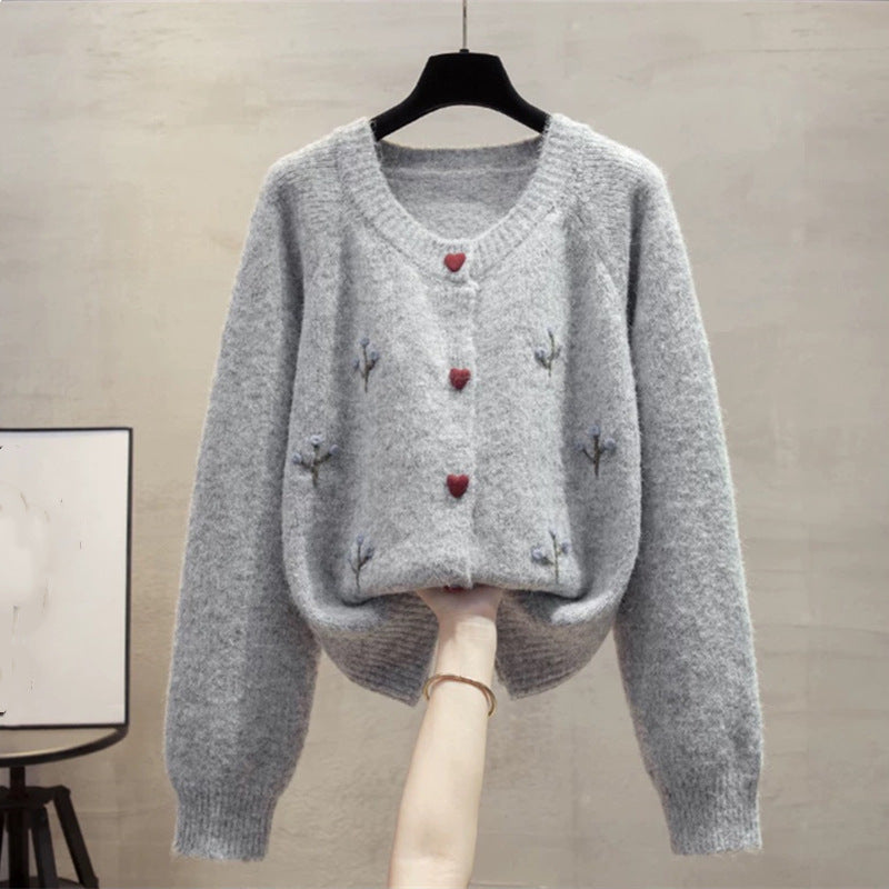 Dames pull-over en tricot douillet avec broderie de cœurs et de fleurs Chic und Stil
