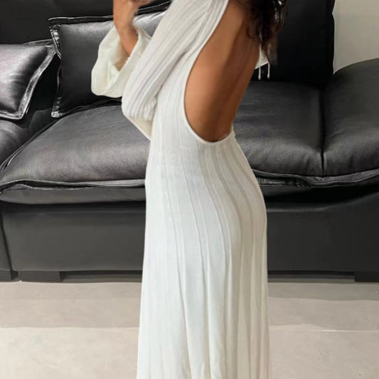 Robe midi à manches longues pour femmes avec décolleté dos profond et fines rayures Chic und Stil