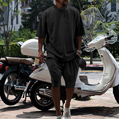 Ensemble d'été confortable pour hommes avec T-shirt oversize et shorts Chic und Stil