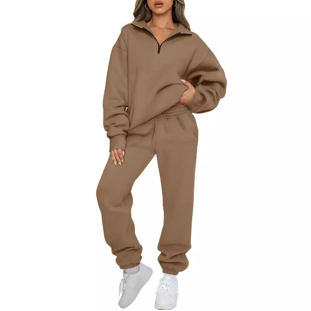 Chic and Style women's sporty zip sweater and jogger pants set