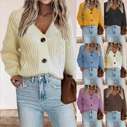 Veste en tricot pour femmes avec des boutons décoratifs et un décolleté en V profond Chic und Stil