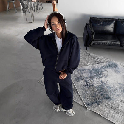Dames Ensemble de détente sportif avec veste à capuche confortable et pantalons larges Chic und Stil