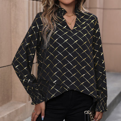 Chemisier pour femmes avec des accents géométriques modernes et des détails délicats Chic und Stil