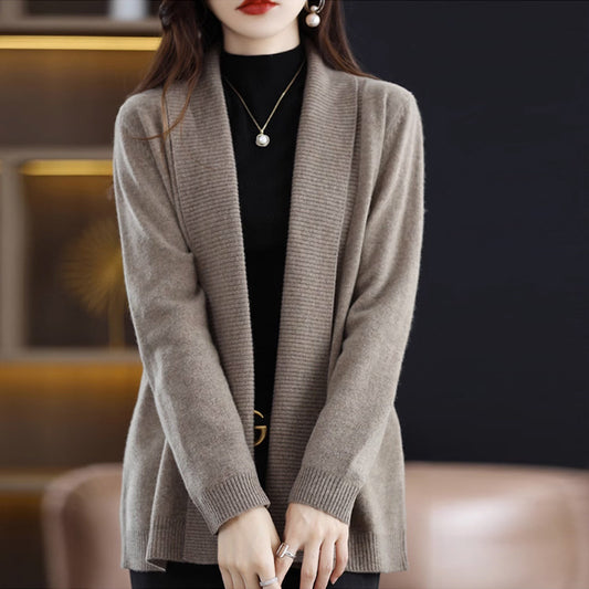 Cardigan pour femmes avec des structures de côtes élégantes et une coupe ouverte Chic und Stil