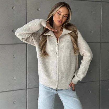 Pull femme avec fermeture éclair haute et motif de mailles structuré Chic und Stil