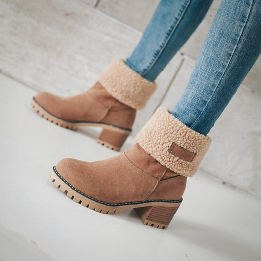Bottes à tige chaude pour femmes avec un design de plis ludique Chic und Stil