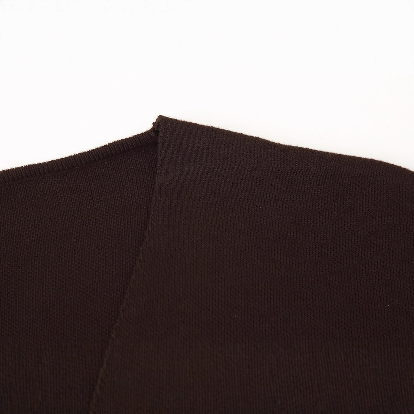Femme pull superposé à col en V avec un élégant détail de boutons Chic und Stil