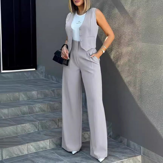 Elegant women's jacket with wide pants and sleeveless blazer Chic und Stil