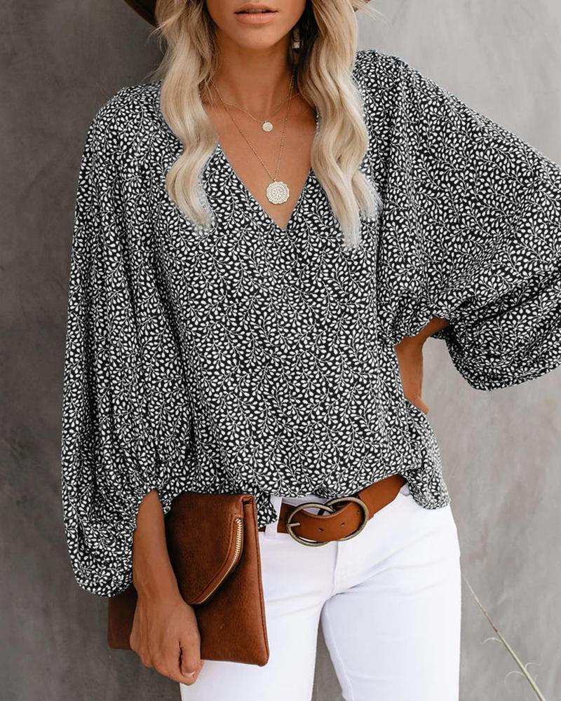 Blouse femme avec des manches larges et un motif floral Chic und Stil