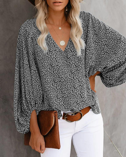 Blouse femme avec des manches larges et un motif floral Chic und Stil