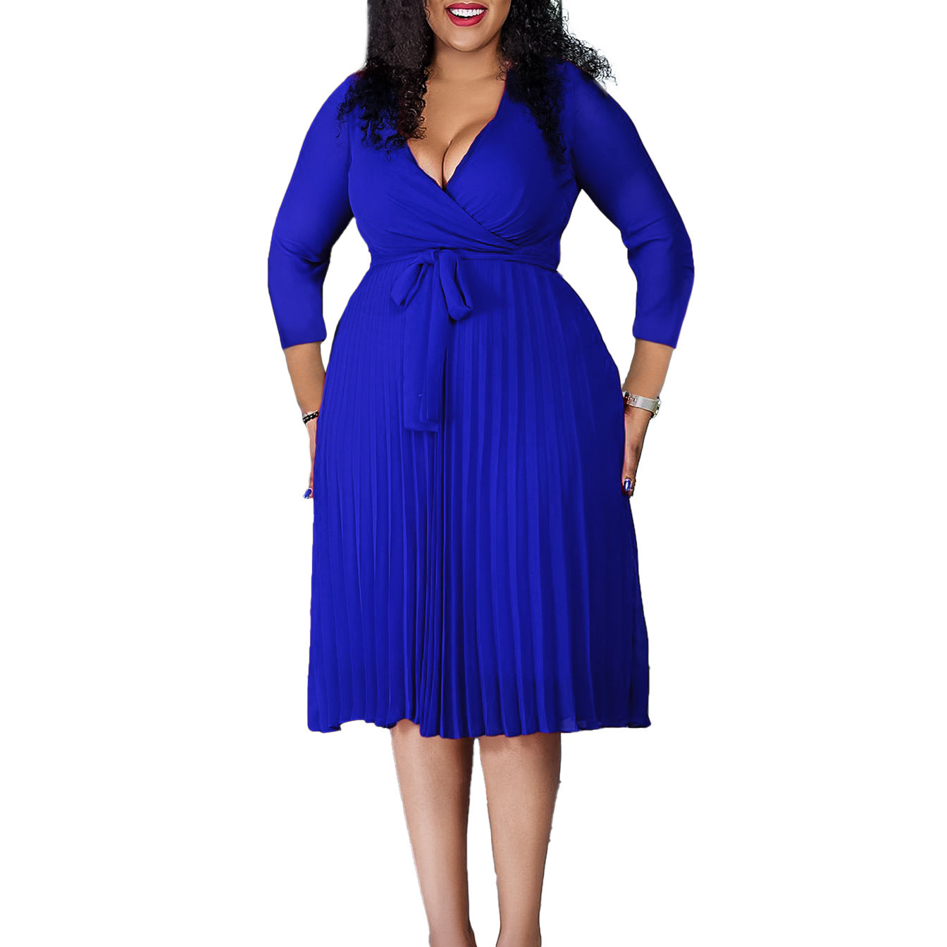Robe portefeuille pour femmes avec un drapé élégant et des détails cintrés Chic und Stil