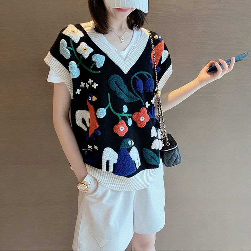 Artistic knitted vest for women with floral embroidery Chic and Style