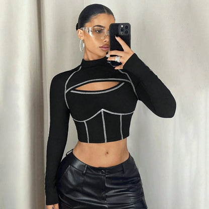 Pull cropped femmes avec design à découpes Chic und Stil