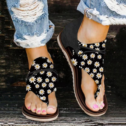 Sandales à brides pour femmes avec design floral et animal Chic und Stil