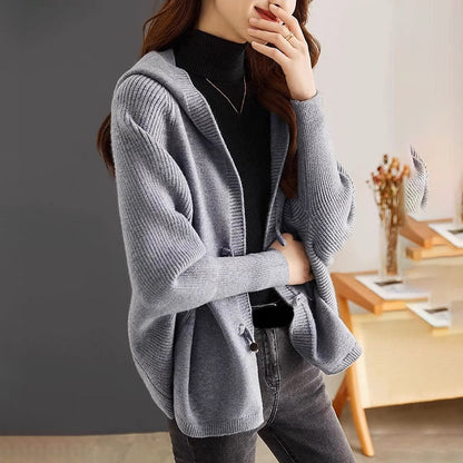 Dames pull en laine douillet avec capuche et coupe légèrement oversize Chic und Stil