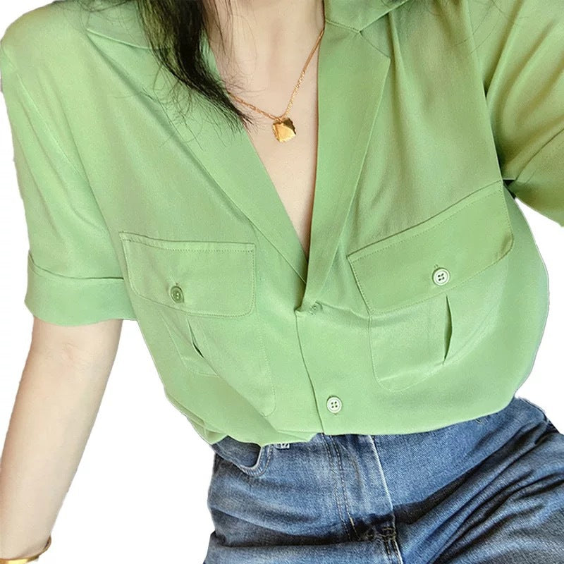 Chemisier à manches courtes pour femmes avec poches poitrine Chic und Stil