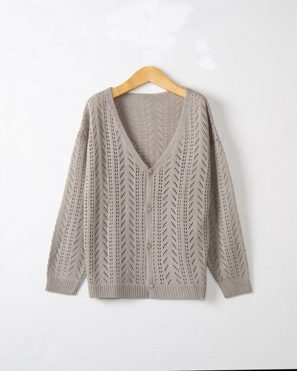 Cardigan tricot féminin avec motif ajouré aérien et décolleté en V Chic und Stil
