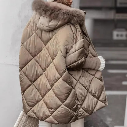 Dame Veste doudoune oversize avec col en fausse fourrure Chic und Stil