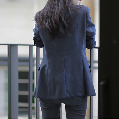 Veste en laine sur mesure pour femmes avec coupe structurée Chic und Stil