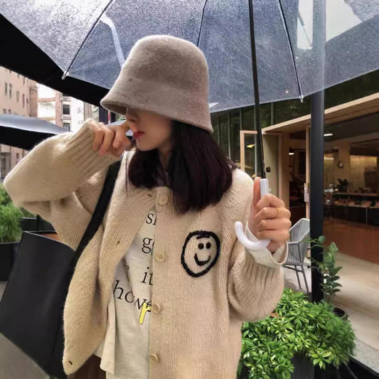 Cardigan femmes et tricot confortable avec motif Smiley ludique Chic und Stil