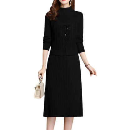 Robe tricot élégante pour femmes avec col haut et design de tresses décoratif Chic und Stil