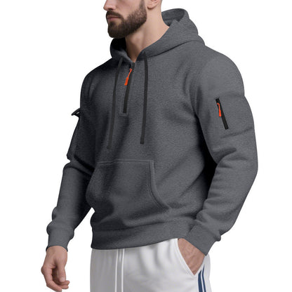 Functional hoodie for men with contrasting zipper and practical pockets Chic and Style
